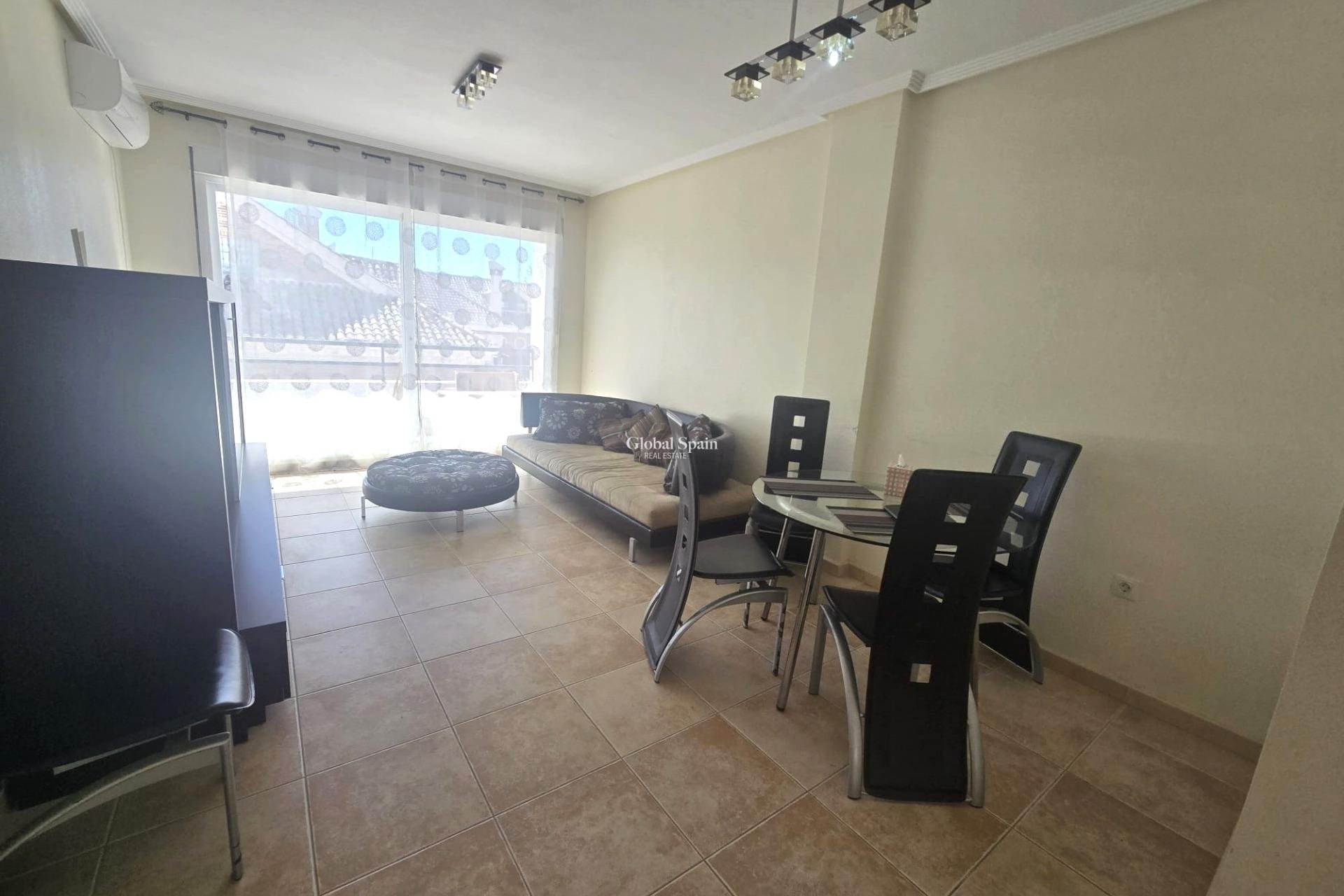 Revente - PENTHOUSE -
TORREVIEJA - La Veleta