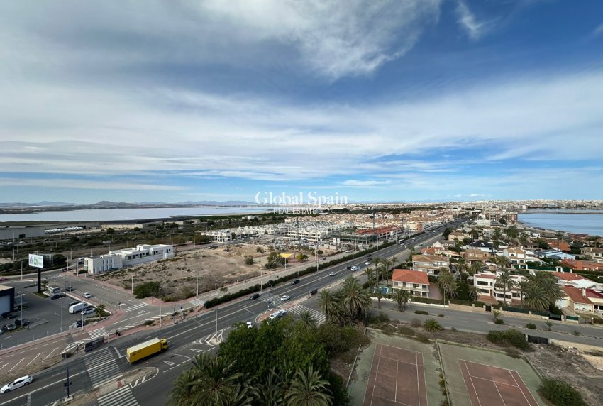Revente - Penthouse -
TORREVIEJA - La Veleta