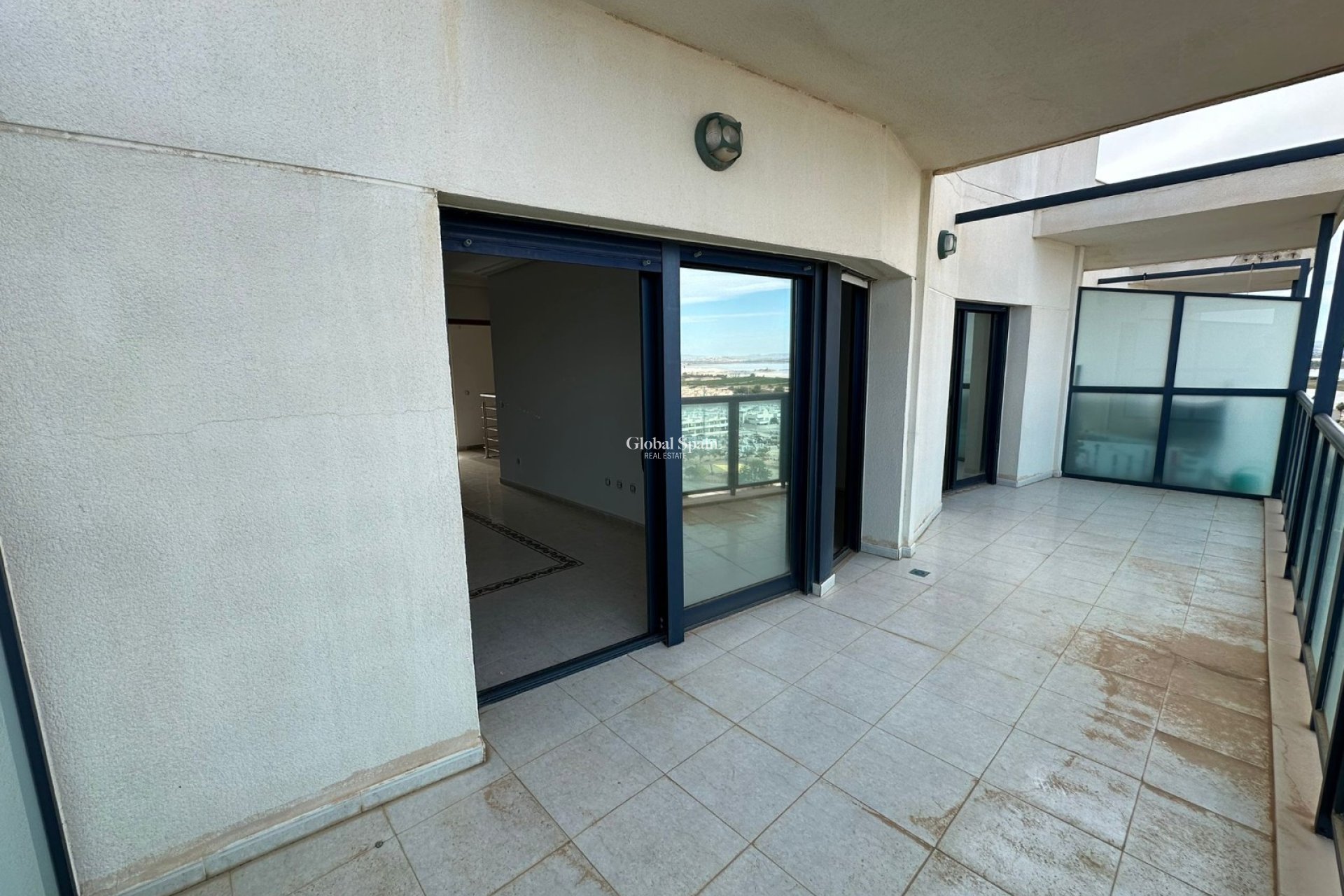 Revente - Penthouse -
TORREVIEJA - La Veleta