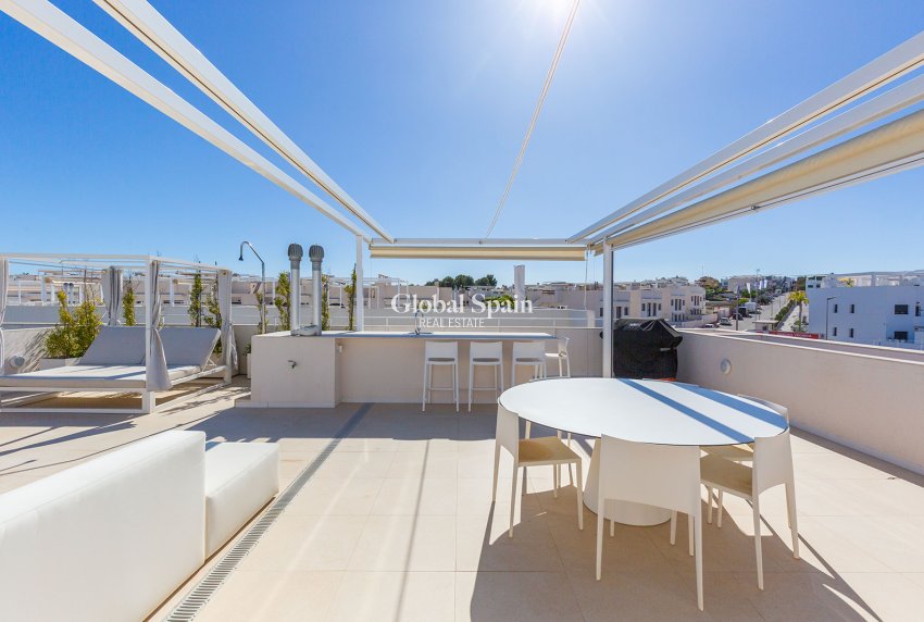 Revente - PENTHOUSE -
TORREVIEJA - LOS BALCONES - LOS ALTOS