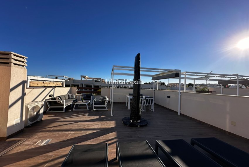 Revente - Penthouse -
TORREVIEJA - LOS BALCONES - LOS ALTOS