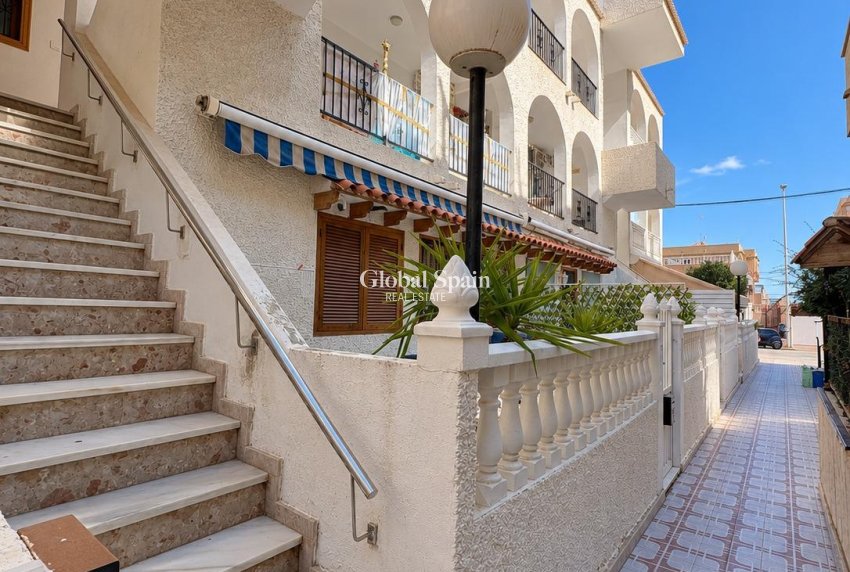 Revente - PENTHOUSE -
TORREVIEJA - Los Europeos