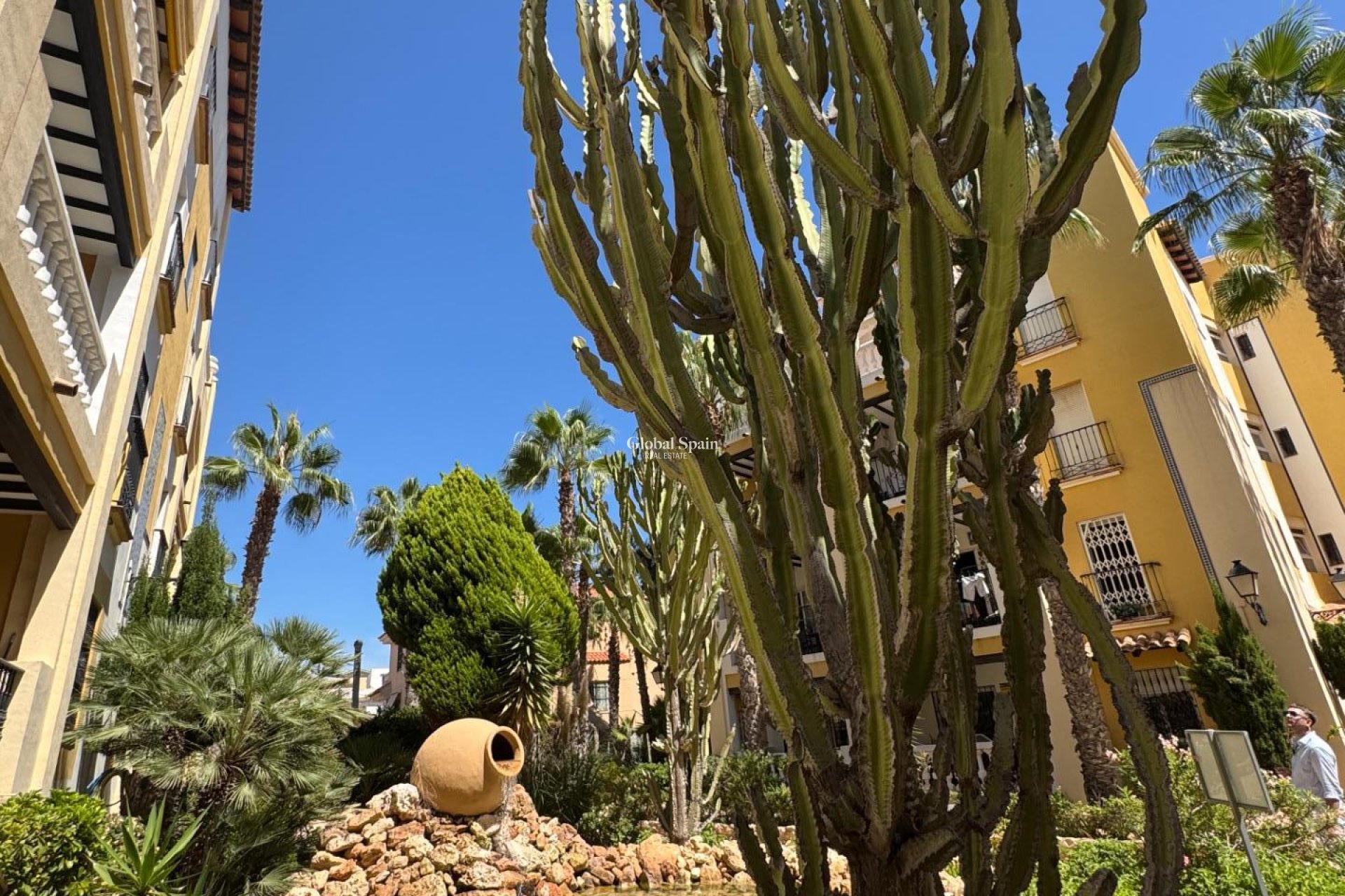 Revente - PENTHOUSE -
TORREVIEJA - Los Frutales