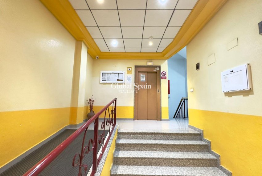 Revente - PENTHOUSE -
TORREVIEJA - Parque de las Naciones