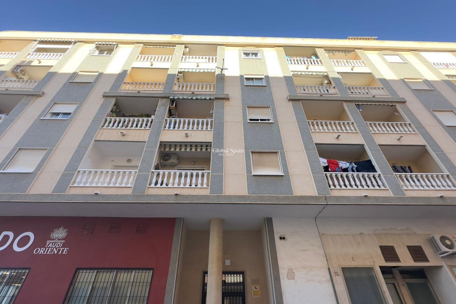 Revente - PENTHOUSE -
TORREVIEJA - Parque de las Naciones