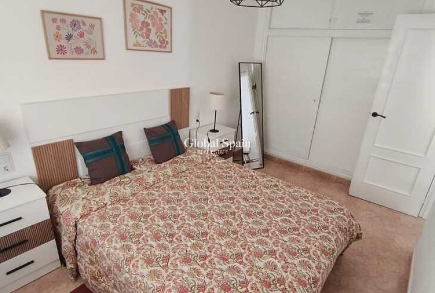 Revente - PENTHOUSE -
TORREVIEJA - Parque de las Naciones