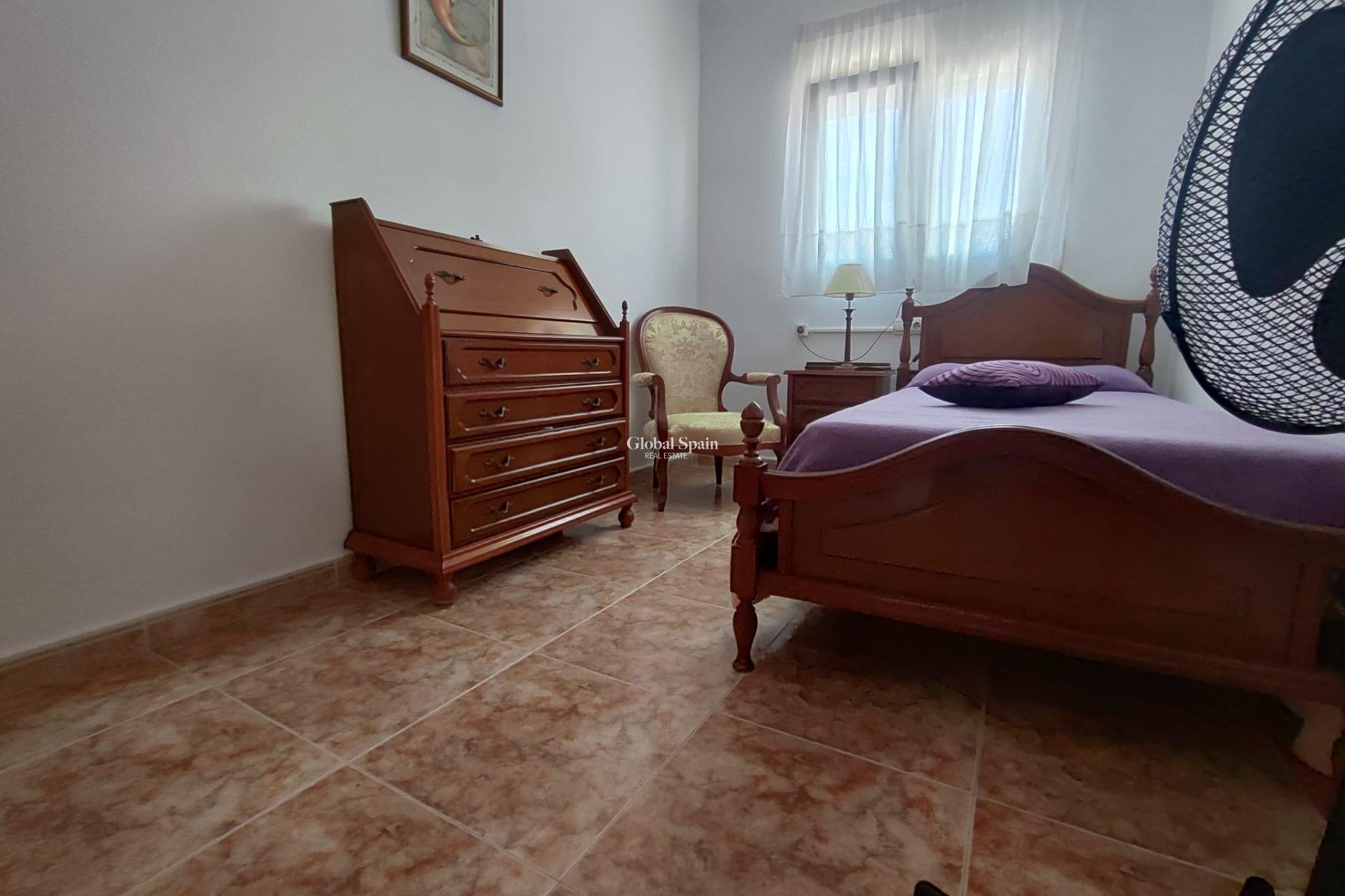 Revente - PENTHOUSE -
TORREVIEJA - Paseo maritimo