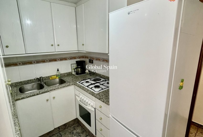 Revente - PENTHOUSE -
TORREVIEJA - Playa de cura