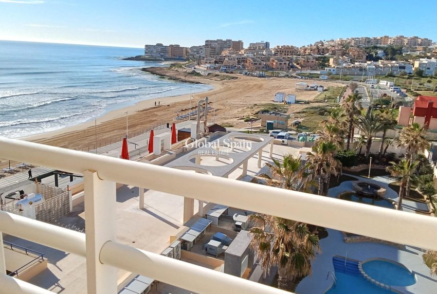 Revente - PENTHOUSE -
TORREVIEJA - Playa De La Mata