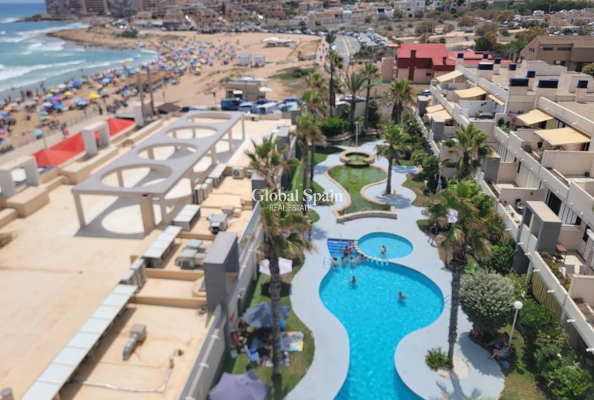 Revente - PENTHOUSE -
TORREVIEJA - Playa De La Mata