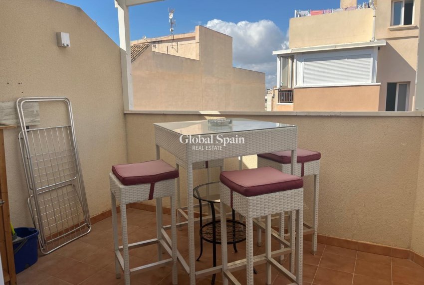 Revente - Penthouse -
TORREVIEJA - Playa de los Locos