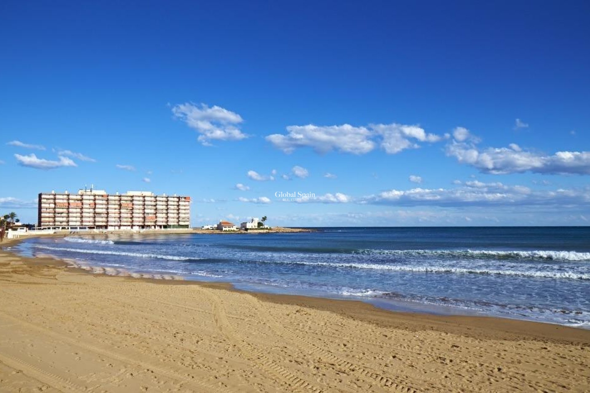 Revente - PENTHOUSE -
TORREVIEJA - Playa de los Locos