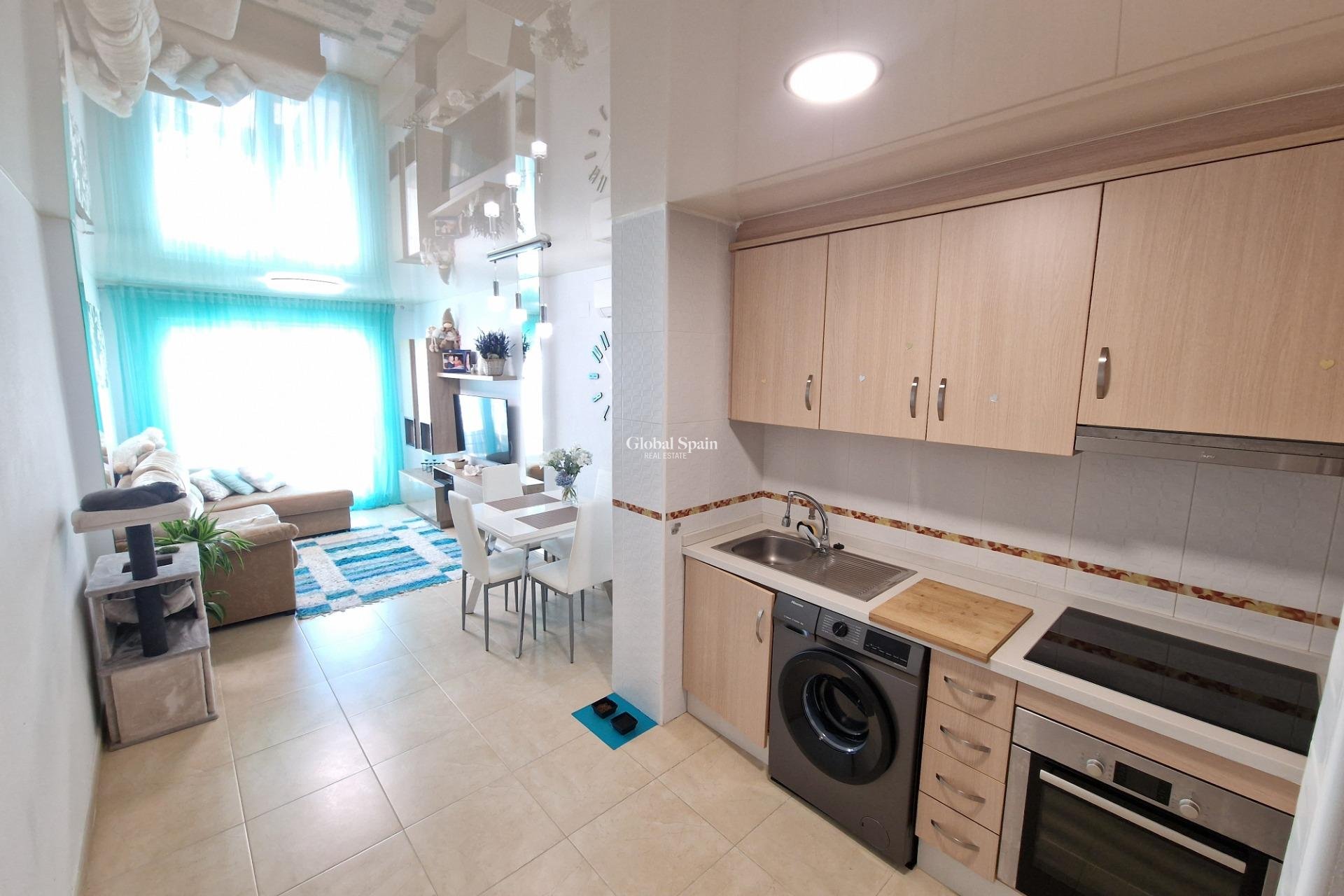 Revente - PENTHOUSE -
TORREVIEJA - Playa de los Locos