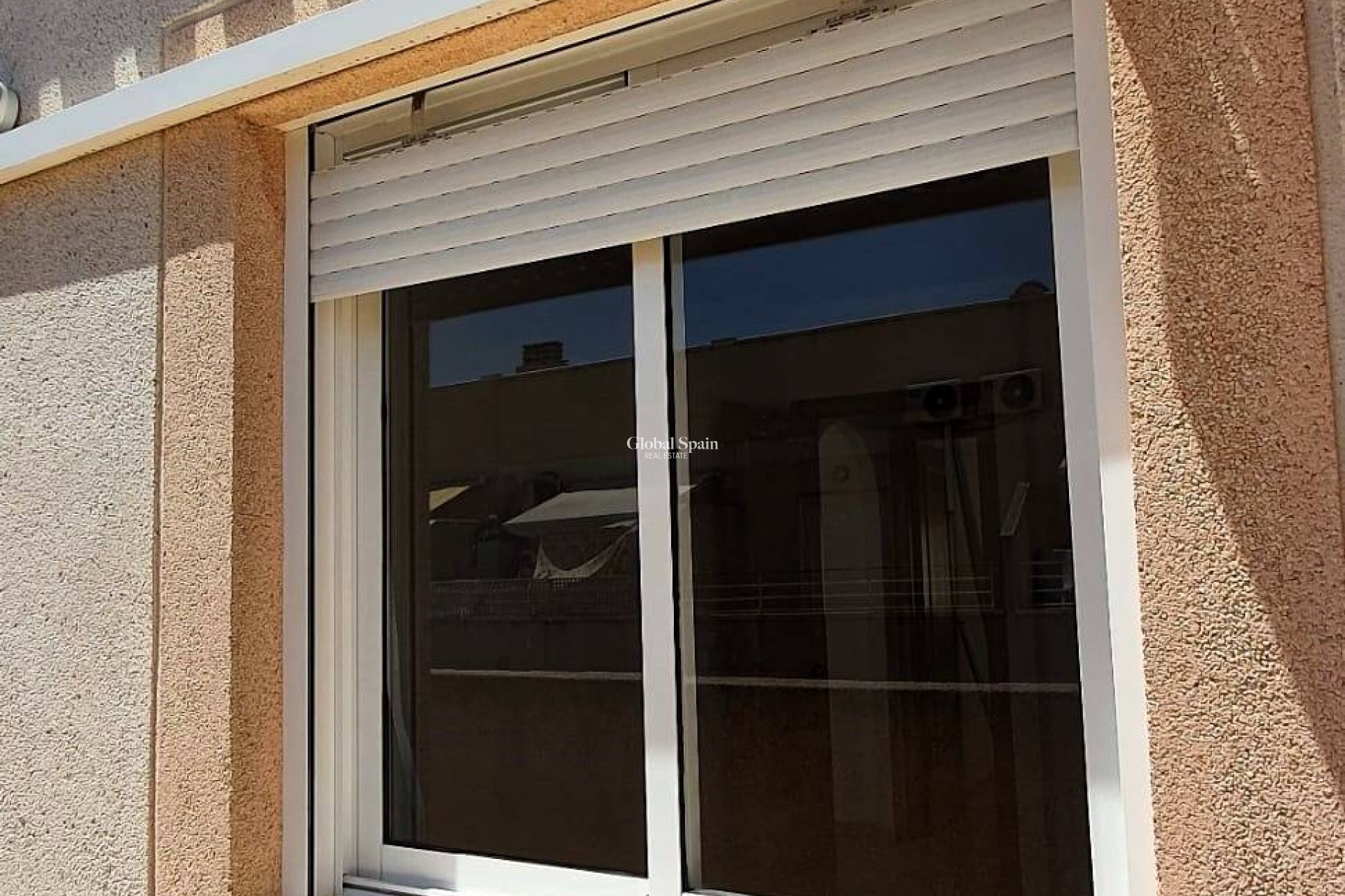 Revente - PENTHOUSE -
TORREVIEJA - Playa de los Locos