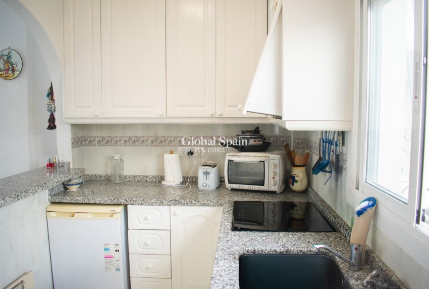 Revente - Penthouse -
TORREVIEJA - Playa De Los Náufragos