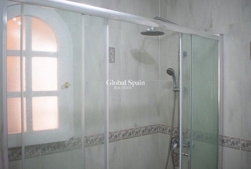 Revente - Penthouse -
TORREVIEJA - Playa De Los Náufragos