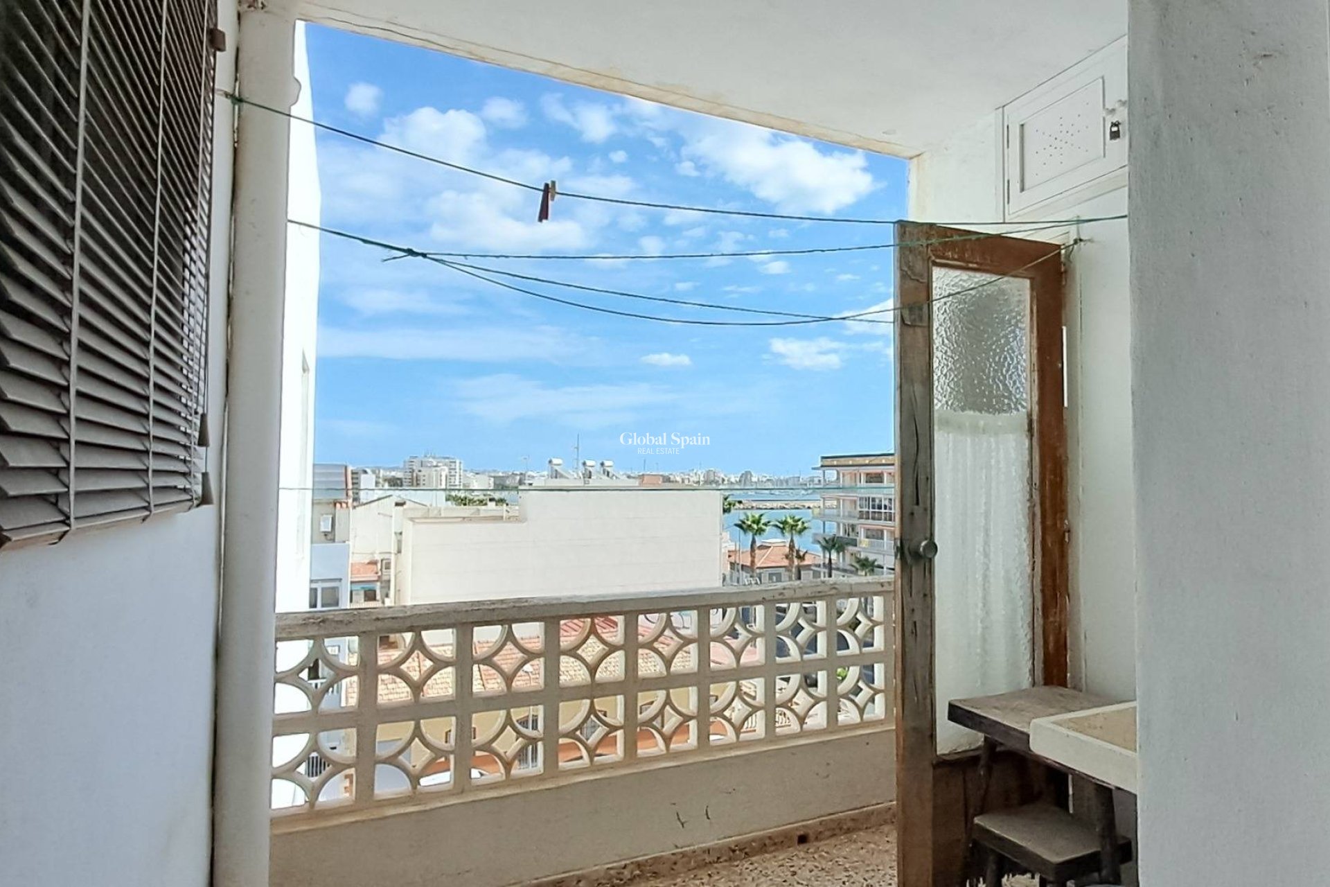 Revente - PENTHOUSE -
TORREVIEJA - Playa De Los Náufragos