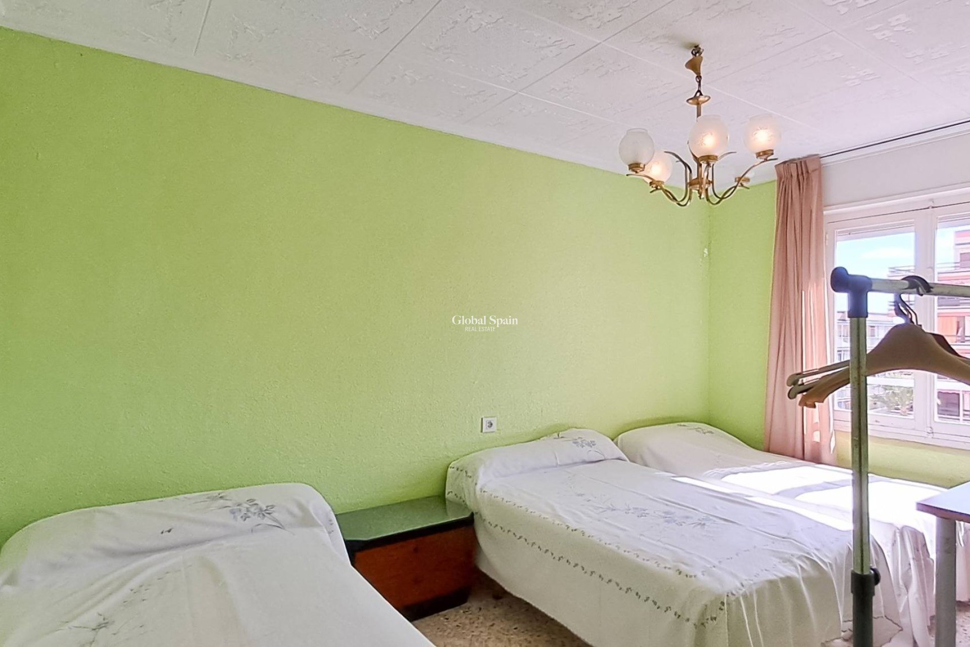 Revente - PENTHOUSE -
TORREVIEJA - Playa De Los Náufragos