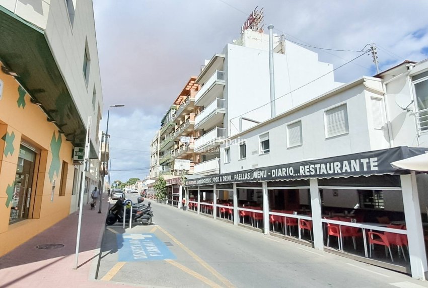 Revente - PENTHOUSE -
TORREVIEJA - Playa De Los Náufragos