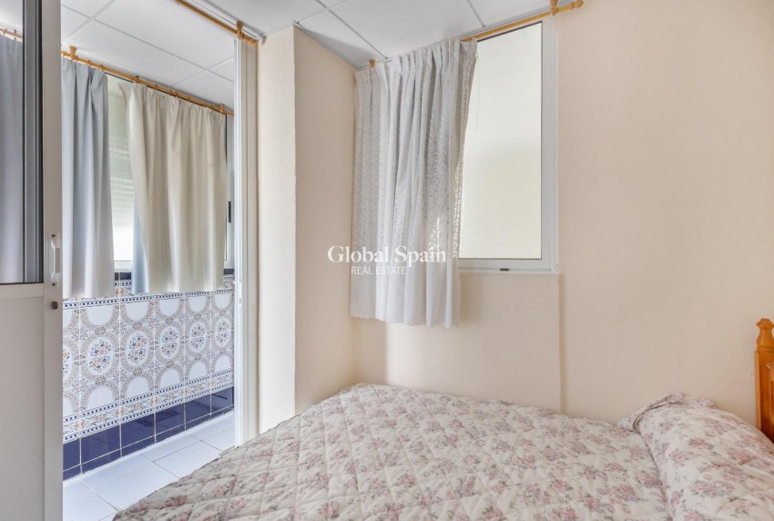 Revente - PENTHOUSE -
TORREVIEJA - Playa del cura