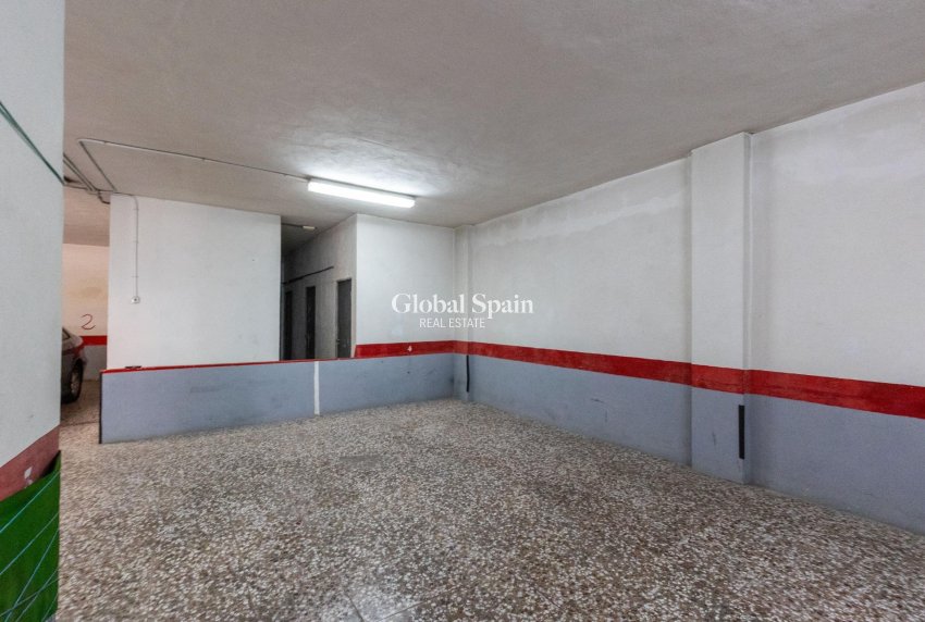 Revente - PENTHOUSE -
TORREVIEJA - Playa del cura