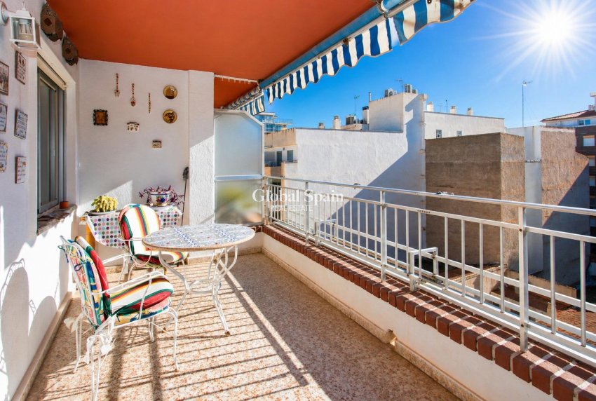 Revente - PENTHOUSE -
TORREVIEJA - Playa del Cura