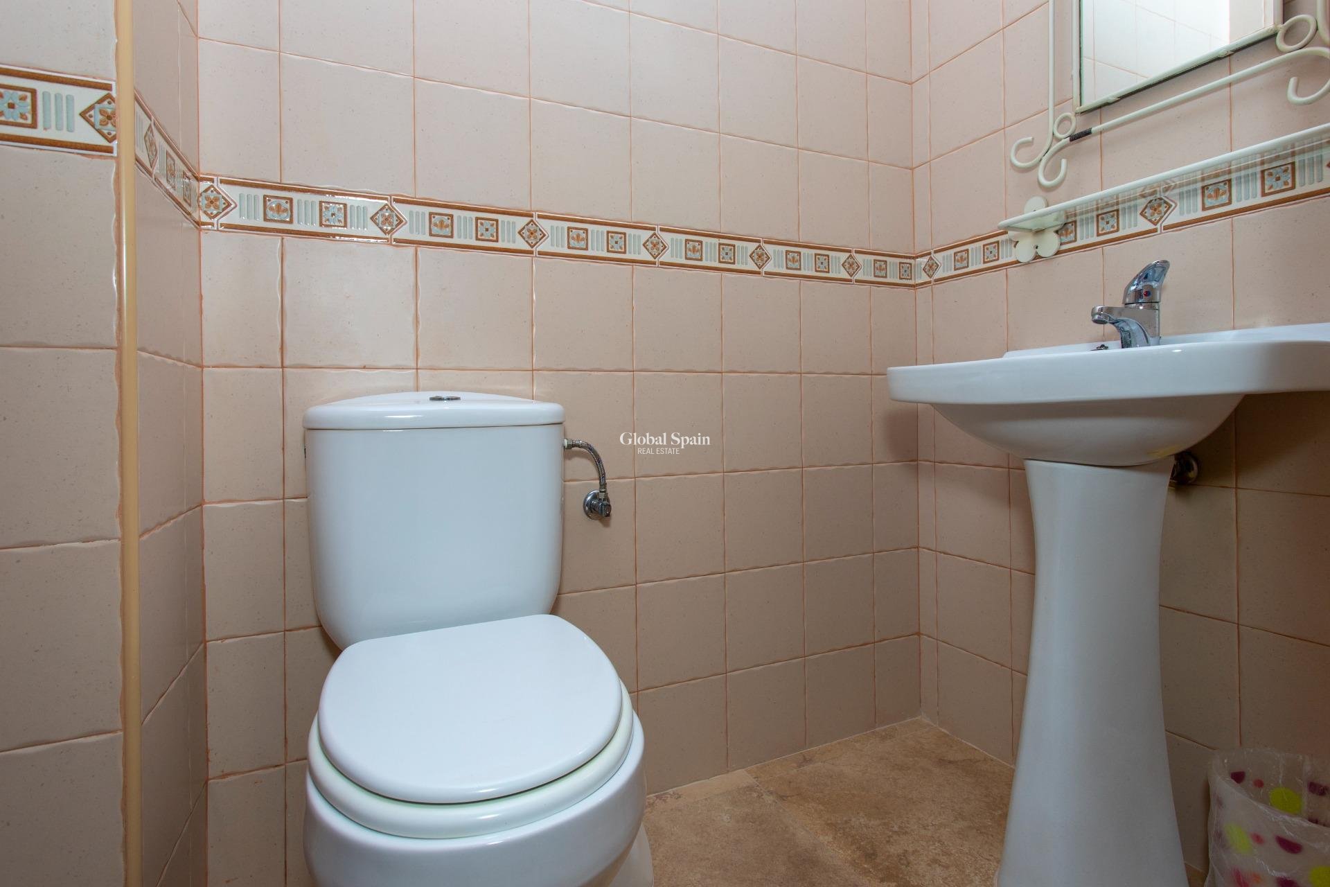 Revente - PENTHOUSE -
TORREVIEJA - Playa del Cura