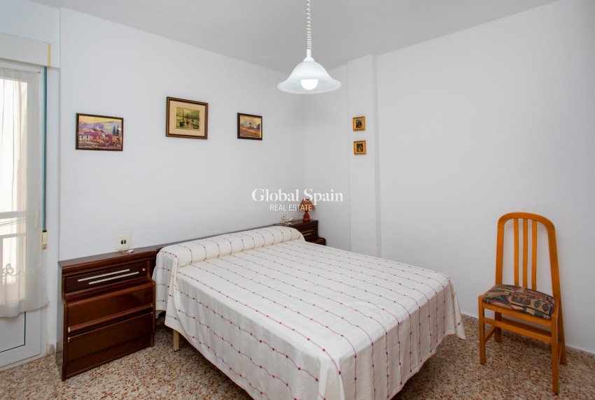 Revente - PENTHOUSE -
TORREVIEJA - Playa del Cura