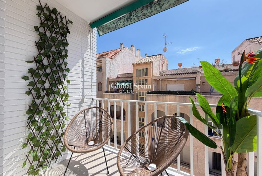 Revente - PENTHOUSE -
TORREVIEJA - Playa del Cura