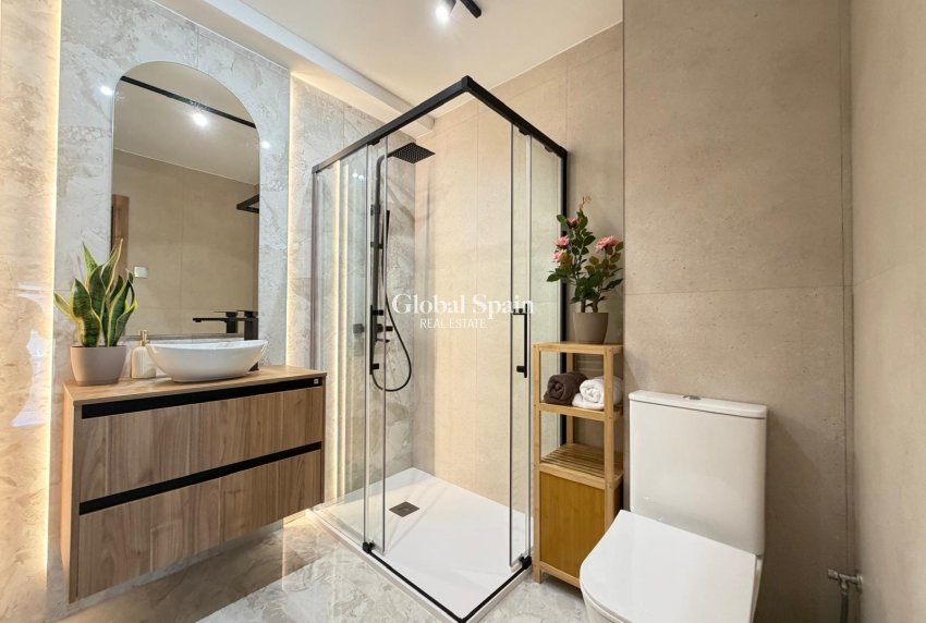 Revente - PENTHOUSE -
TORREVIEJA - Playa del Cura