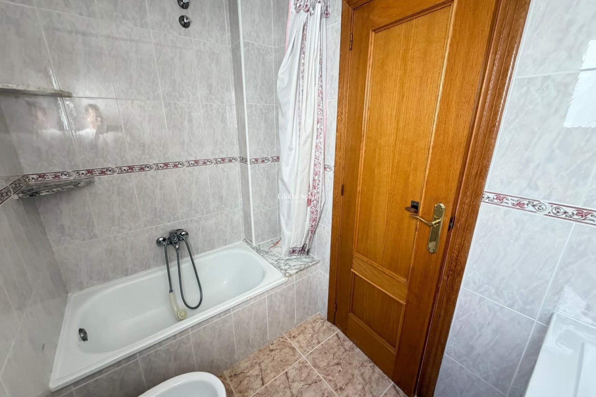 Revente - PENTHOUSE -
TORREVIEJA - Playa del Cura