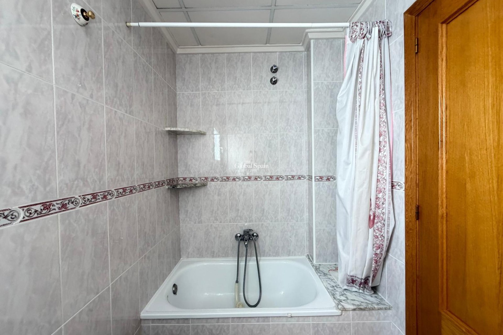 Revente - PENTHOUSE -
TORREVIEJA - Playa del Cura