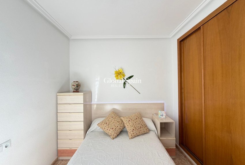 Revente - PENTHOUSE -
TORREVIEJA - Playa del Cura