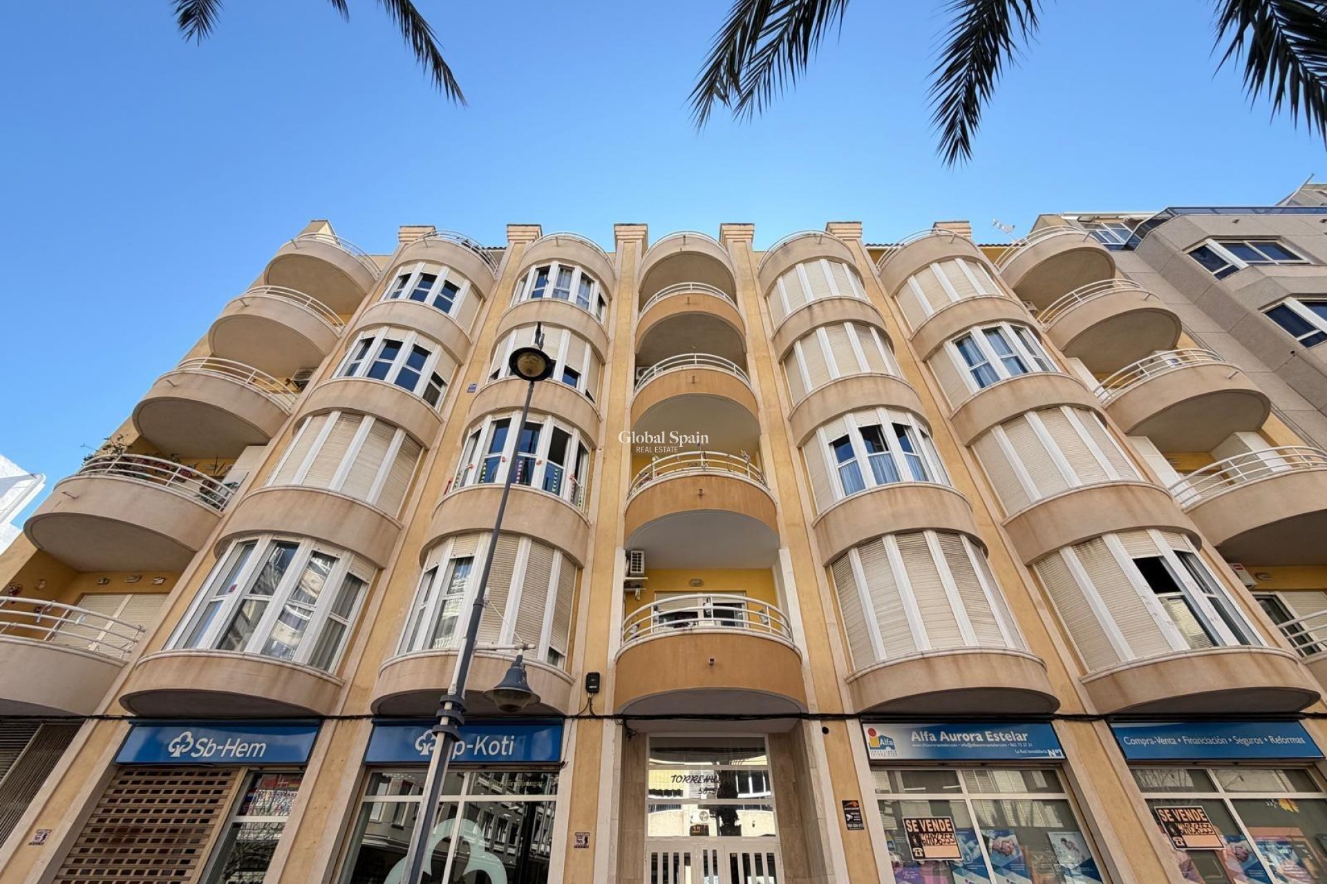 Revente - PENTHOUSE -
TORREVIEJA - Playa del Cura