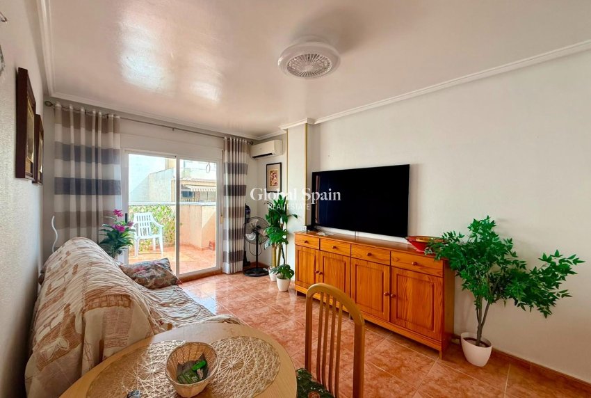 Revente - PENTHOUSE -
TORREVIEJA - Playa del Cura