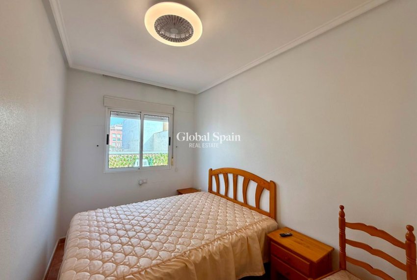 Revente - PENTHOUSE -
TORREVIEJA - Playa del Cura
