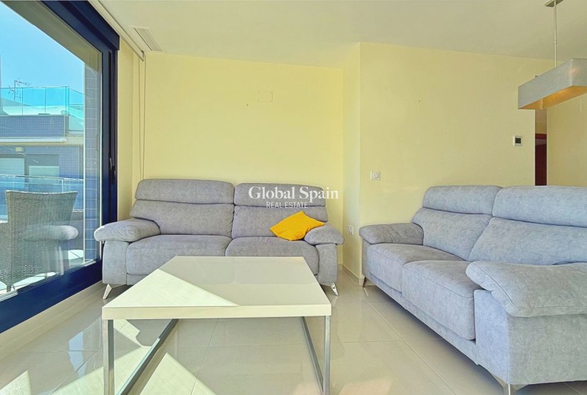 Revente - Penthouse -
TORREVIEJA - Punta Prima