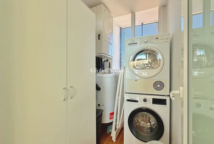 Revente - Penthouse -
TORREVIEJA - Punta Prima