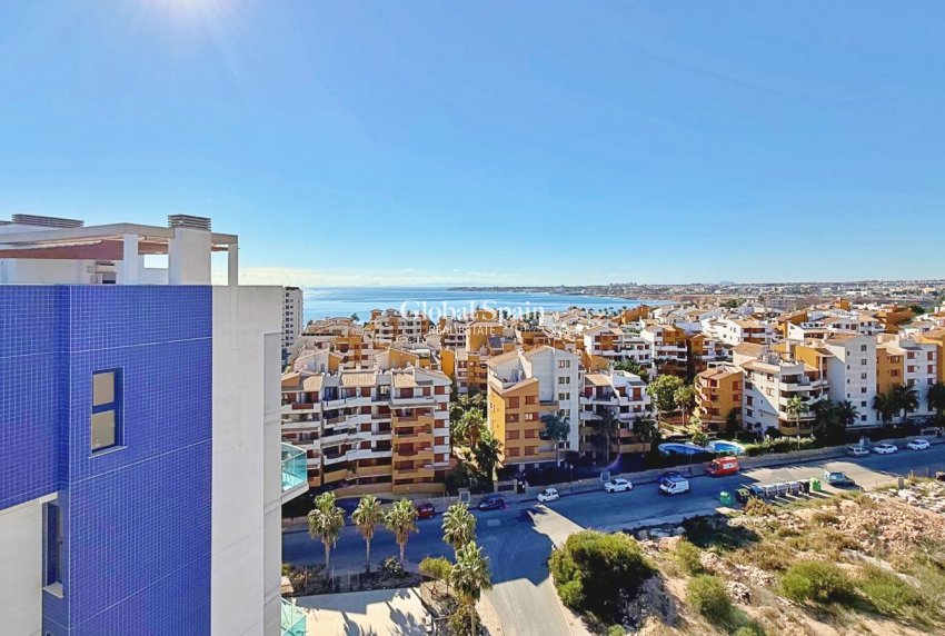 Revente - Penthouse -
TORREVIEJA - Punta Prima