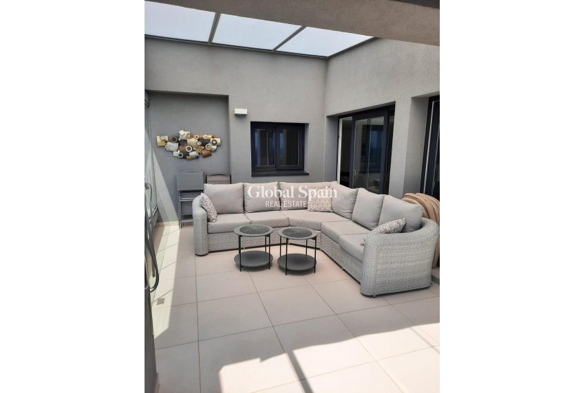 Revente - PENTHOUSE -
TORREVIEJA - Punta Prima