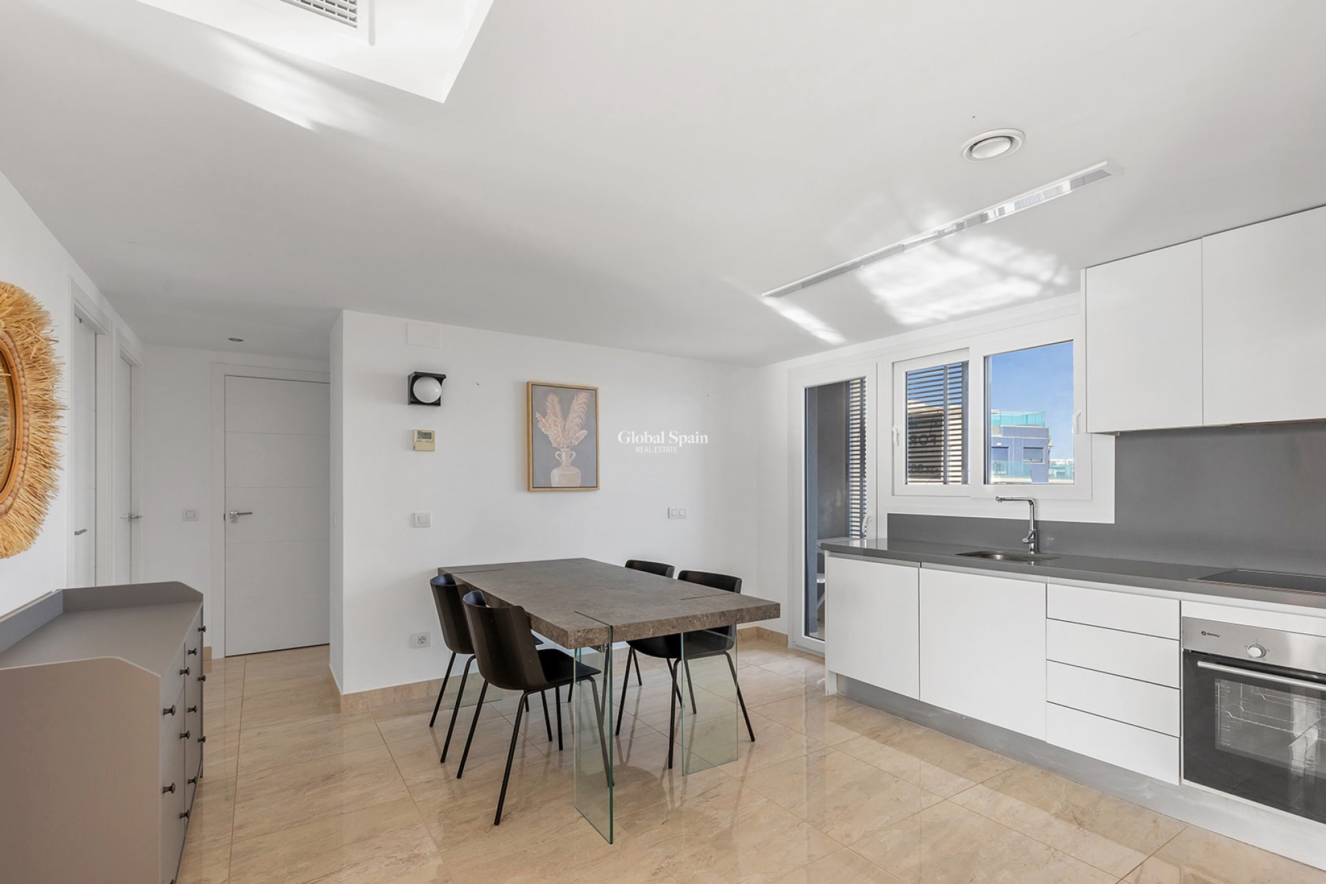 Revente - PENTHOUSE -
TORREVIEJA - Punta Prima