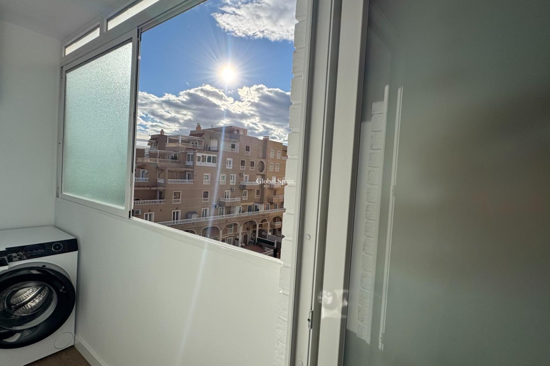 Revente - PENTHOUSE -
TORREVIEJA - Punta Prima