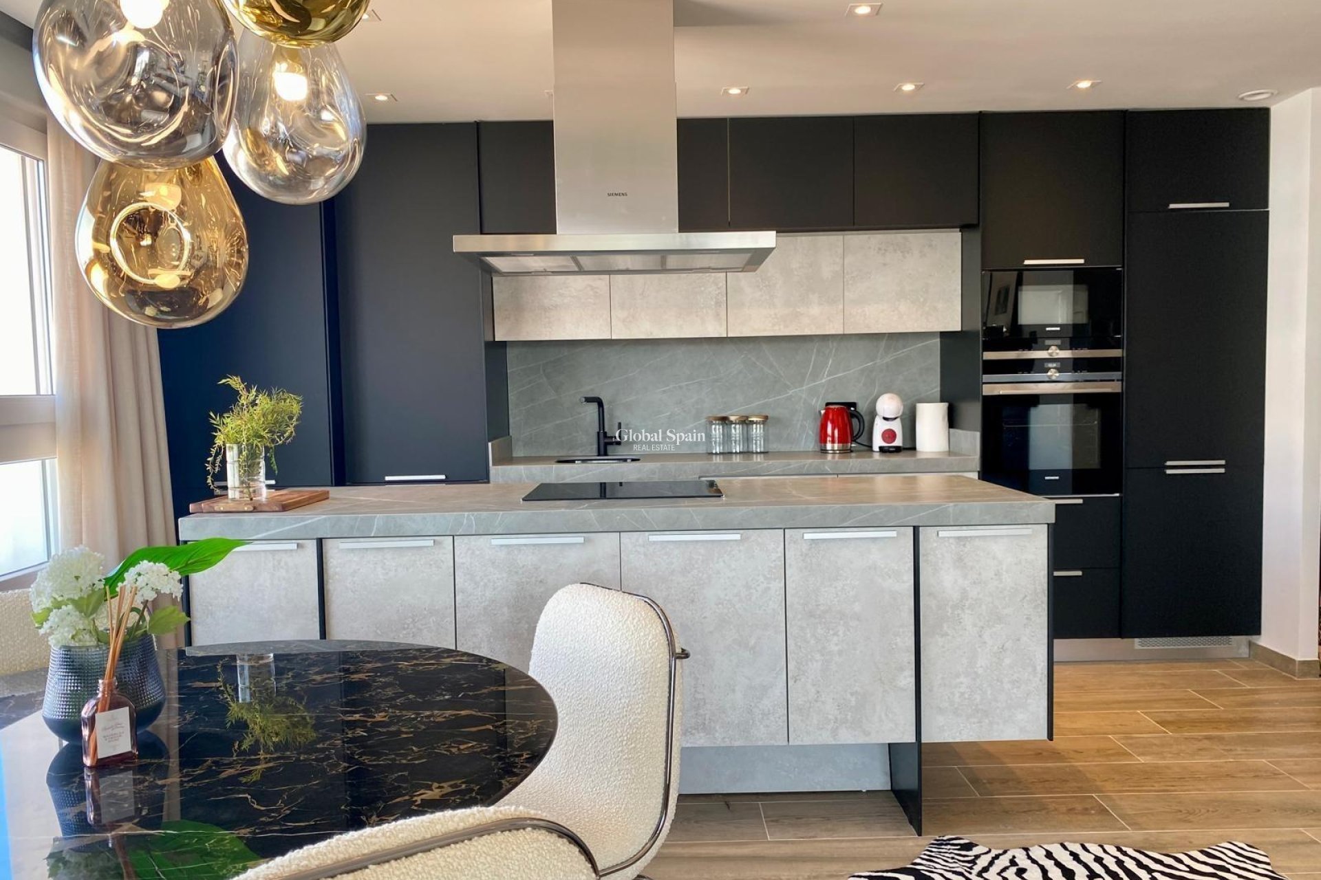 Revente - PENTHOUSE -
TORREVIEJA - Punta Prima