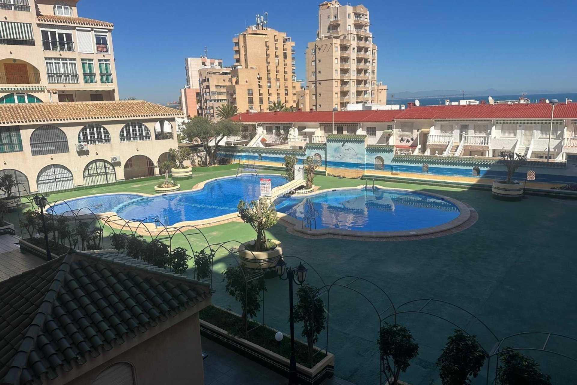 Revente - PENTHOUSE -
TORREVIEJA - Torre la mata