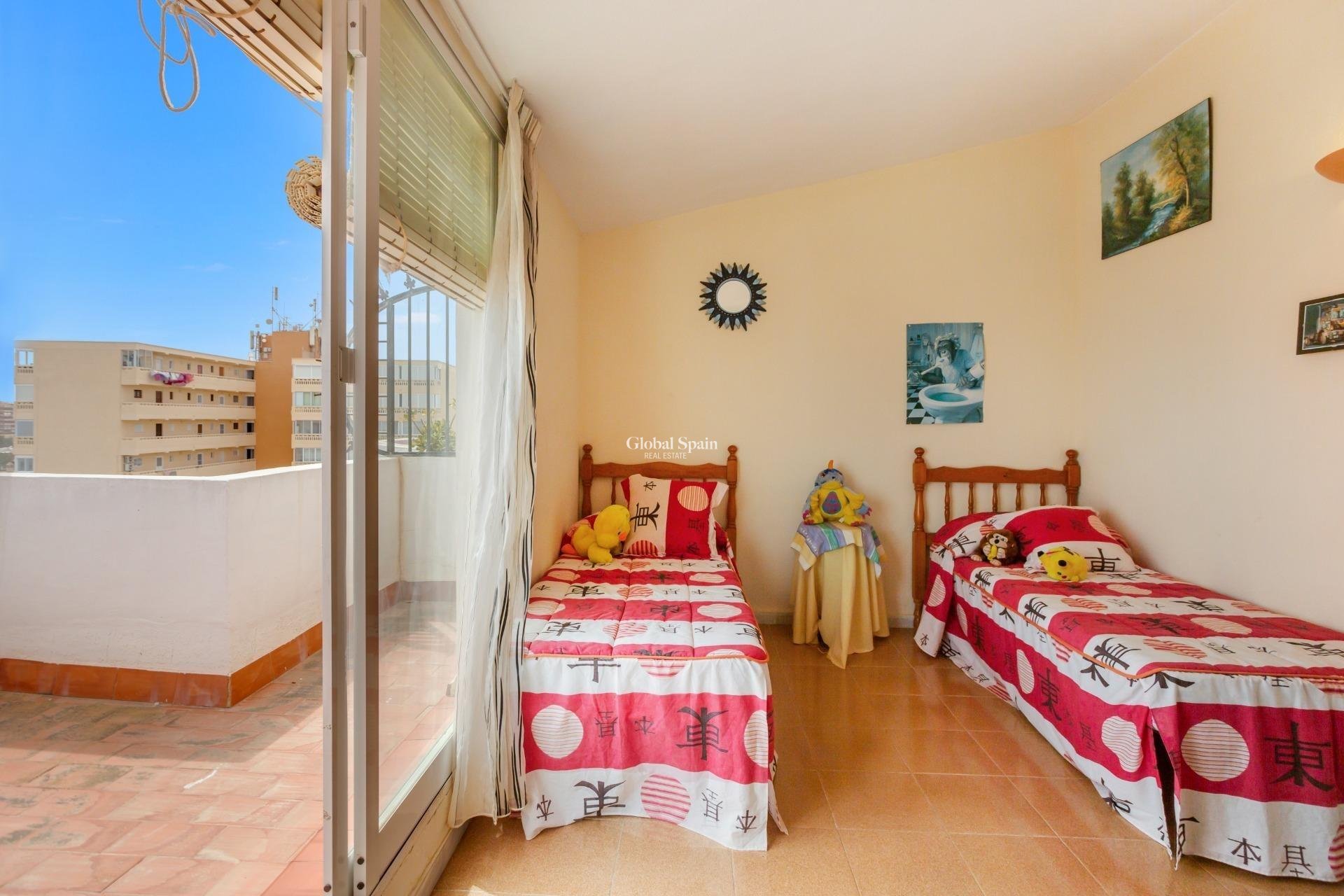 Revente - Penthouse -
TORREVIEJA - Torreblanca