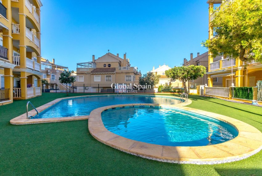 Revente - PENTHOUSE -
TORREVIEJA - Torreblanca