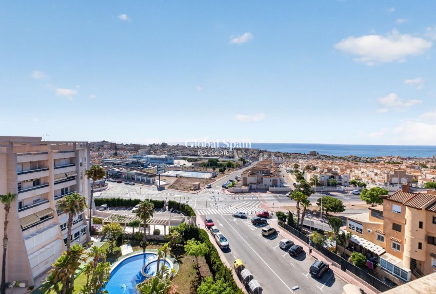 Revente - PENTHOUSE -
TORREVIEJA - Torreblanca