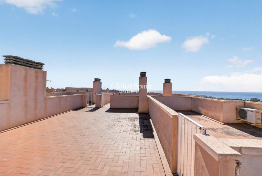 Revente - PENTHOUSE -
TORREVIEJA - Torreblanca