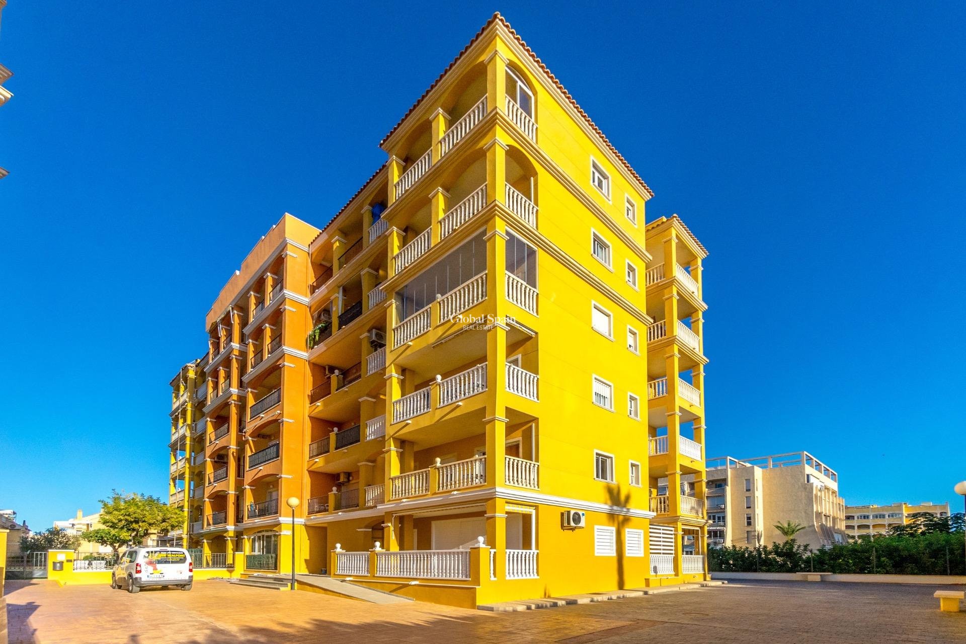 Revente - PENTHOUSE -
TORREVIEJA - Torreblanca