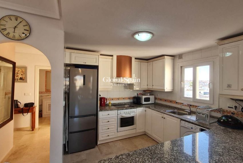 Revente - PENTHOUSE -
VILLAMARTÍN - Costa Blanca